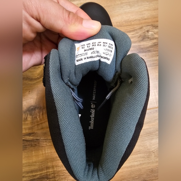 Timberland Vibram® Euro Waterproof Hiking Shoe, size US 8.5 - Picture 9 of 11